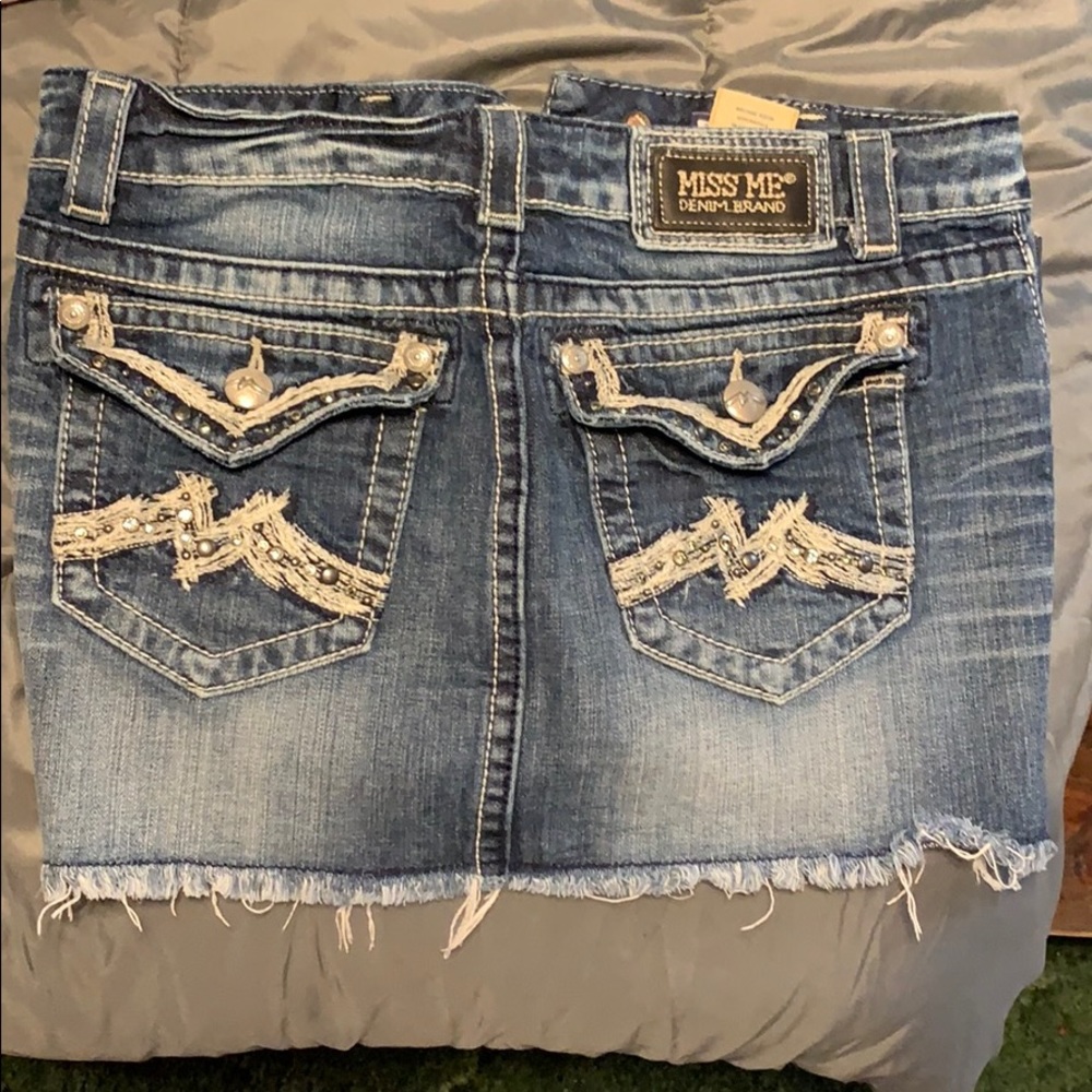 Miss me jean skirt